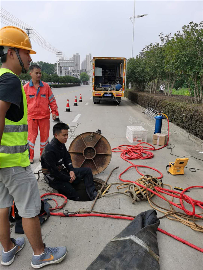 南吕镇翻衬法管道修复技术主要工序