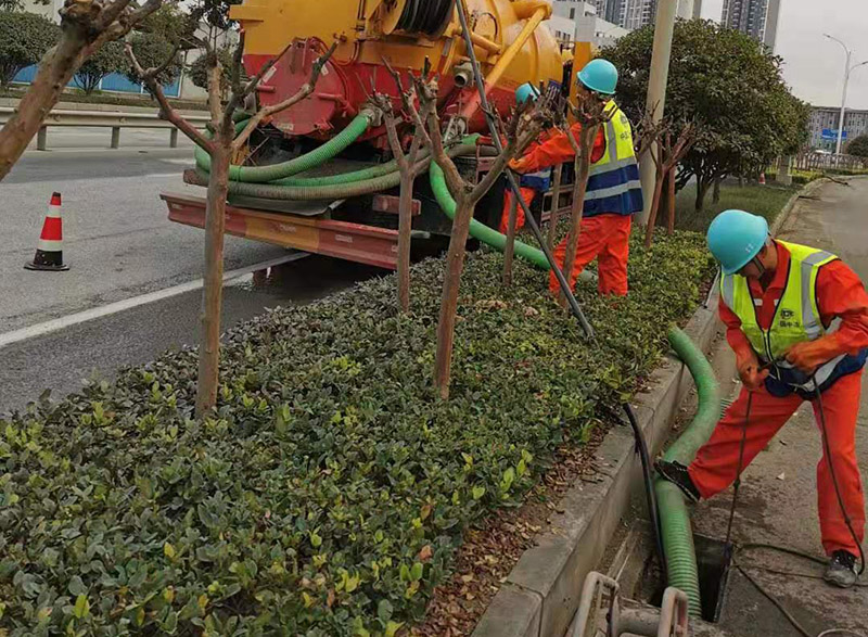 南吕镇市政管道清淤